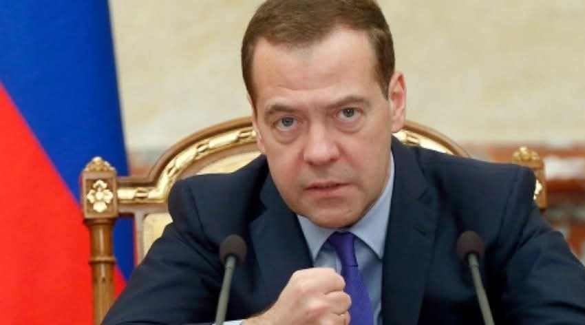 “Biz sənin üçün İran deyilik” – Medvedevdən Trampın ultimatumuna cavab