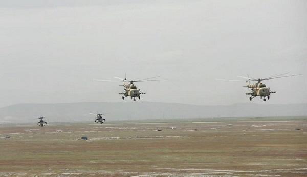  Helikopterlərimiz havaya qaldırıldı