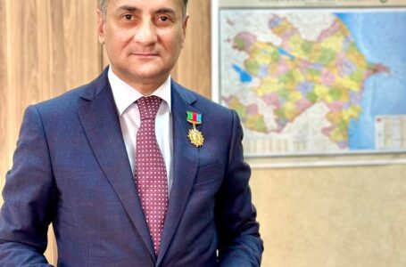 Biz Moskvada Mumuya heykəl qoymarıq