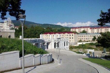 Xankəndidə erməni polisə atəş açdı: yaralılar var