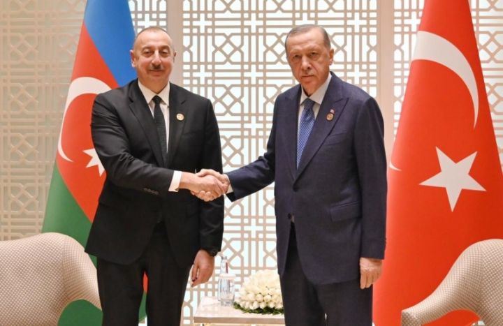  İlham Əliyev Türkiyəyə raket hücumunu qınadı